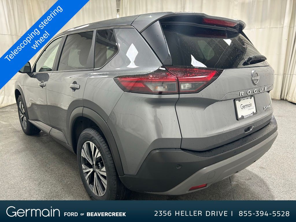 2023 Nissan Rogue SV photo 4