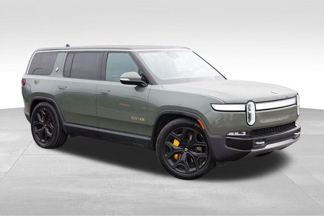 2024 Rivian R1S Adventure's photo