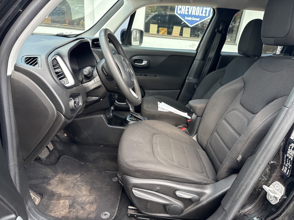 2018 Jeep Renegade Latitude North Edition photo 18