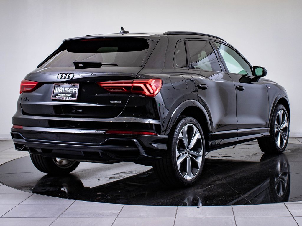 2022 Audi Q3 S line Premium Plus photo 9
