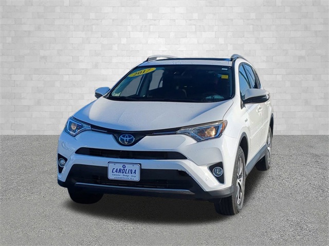 2017 Toyota RAV4 Hybrid photo 2