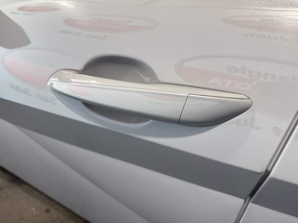 2025 Hyundai Elantra SE photo 13