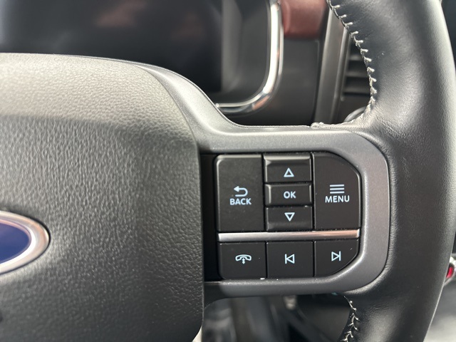2023 Ford F-150 Lariat photo 14
