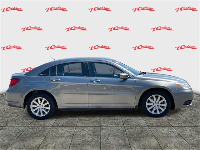 Used 2013 Chrysler 200 Touring with VIN 1C3CCBBB2DN635815 for sale in Pittsburgh, PA