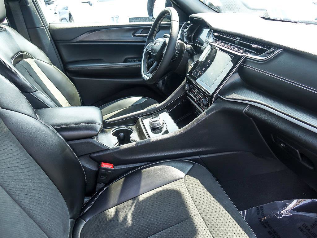 2024 JEEP GRAND CHEROKEE - Image 30