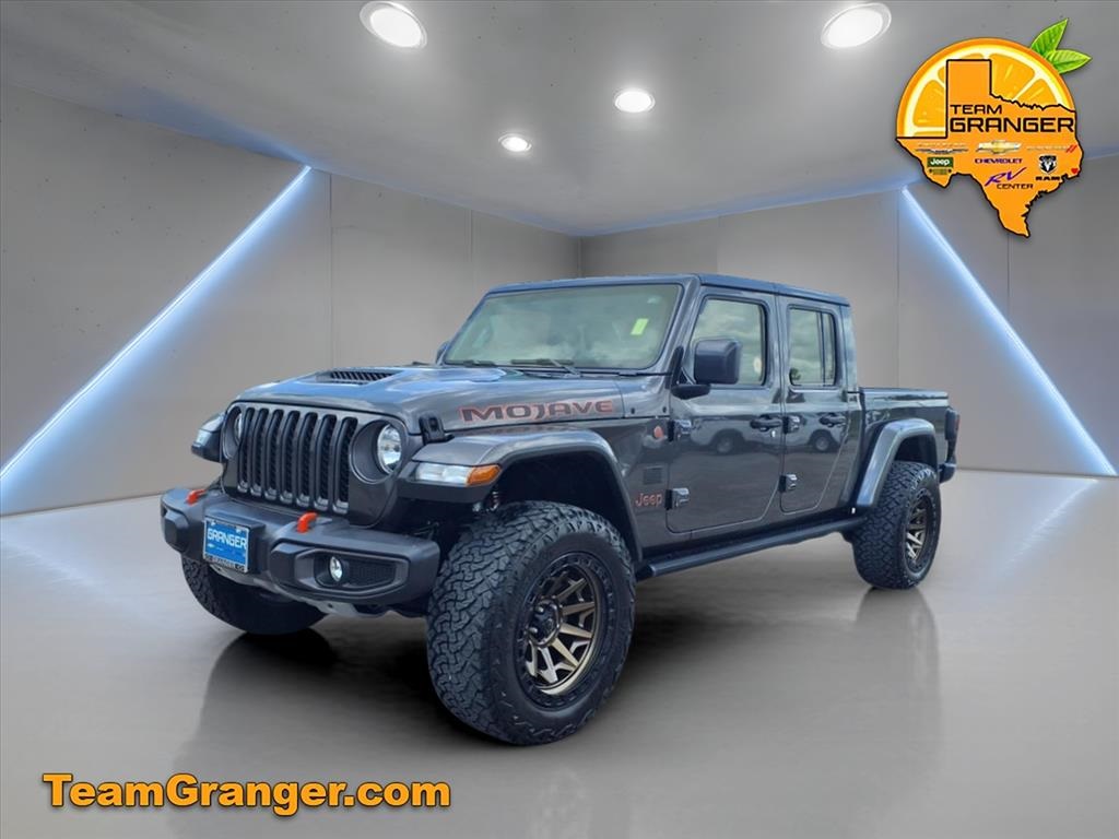 2021 Jeep Gladiator Mojave photo 2