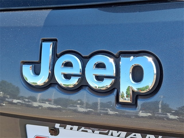 2017 Jeep Grand Cherokee Laredo photo 27
