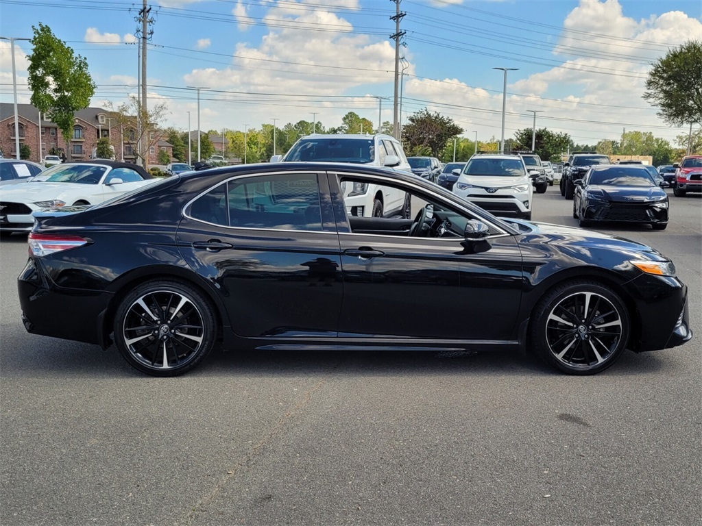 2020 Toyota Camry XSE photo 2