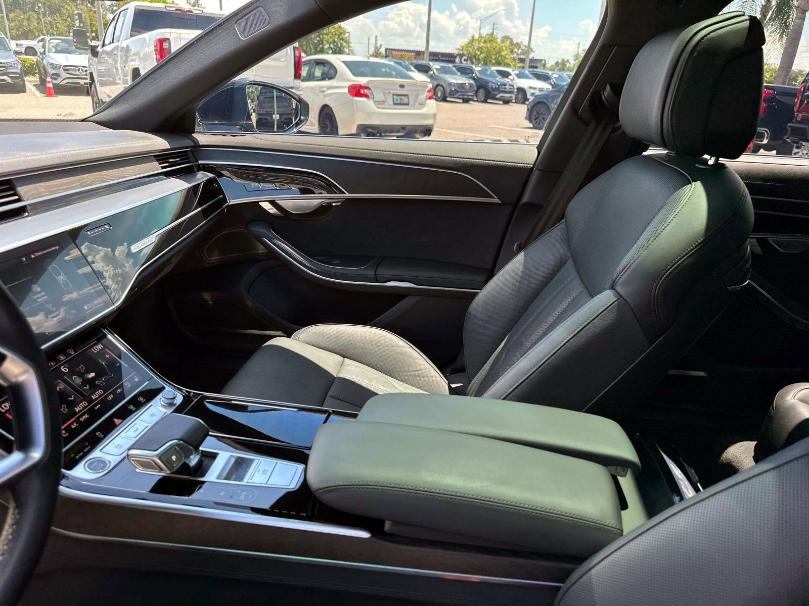 2023 Audi A8 L 55 TFSI Quattro photo 22