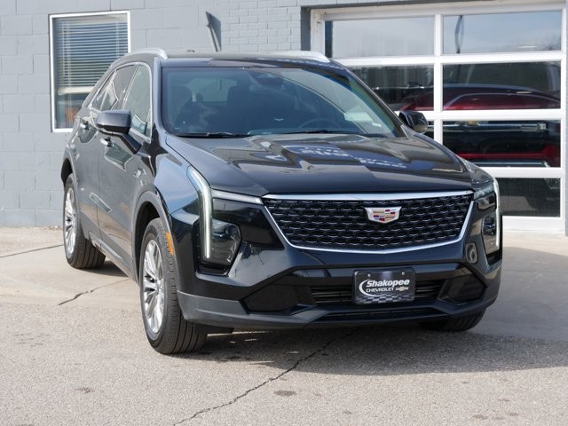 Used 2024 Cadillac XT4 Premium Luxury with VIN 1GYFZDR49RF184453 for sale in Shakopee, Minnesota