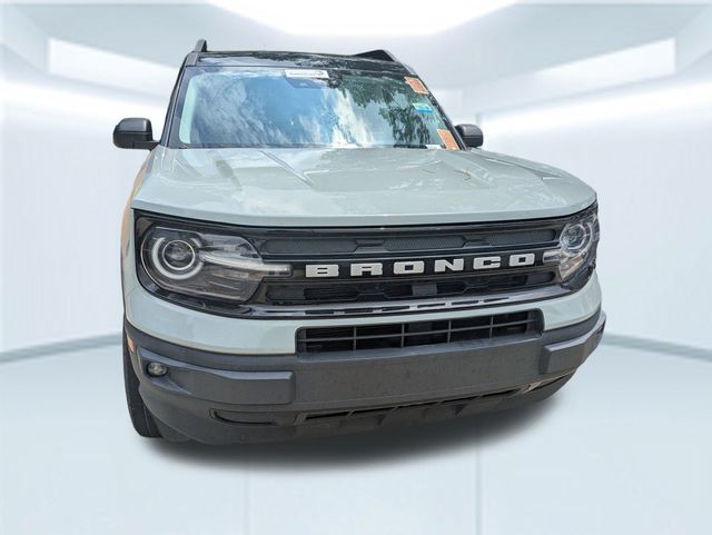2021 Ford Bronco Sport Outer Banks photo 2