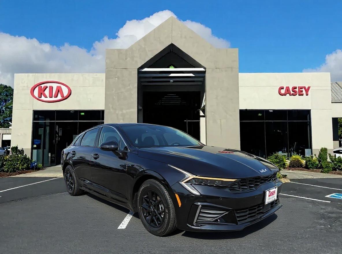 2026 Kia K5 LXS's photo