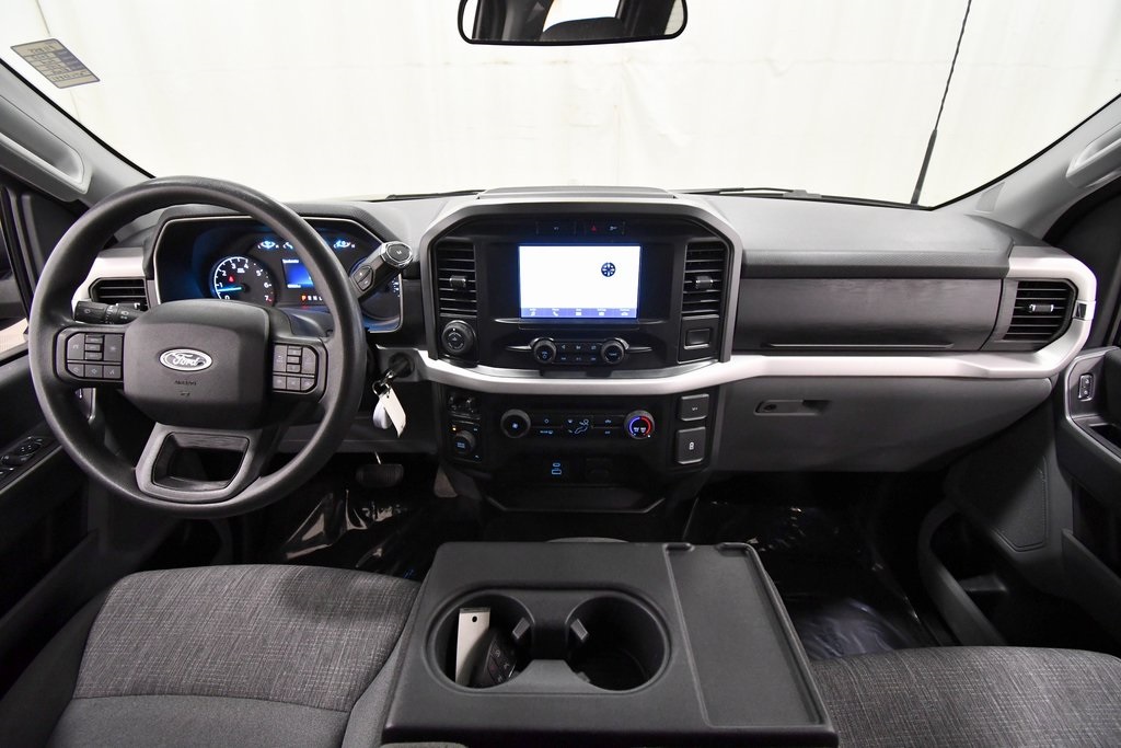 2022 Ford F-150 XLT photo 2