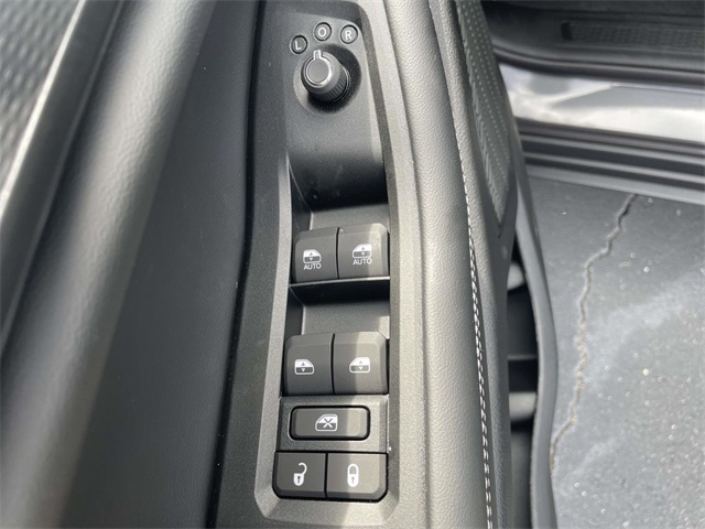 2025 Jeep Grand Cherokee Altitude photo 16