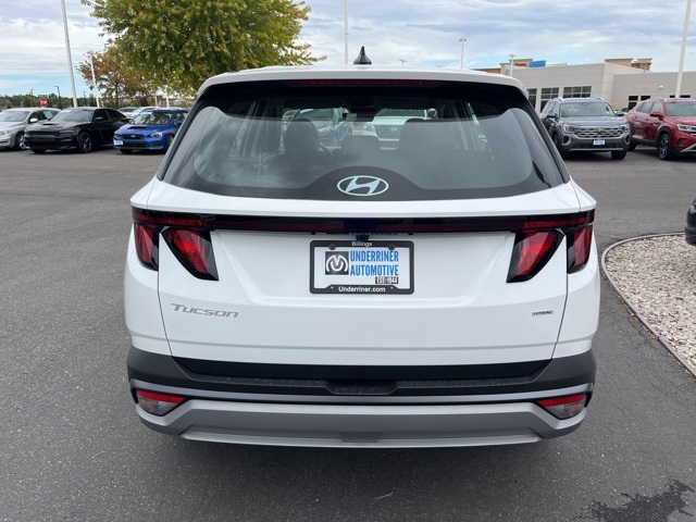 2026 Hyundai Tucson SE photo 4
