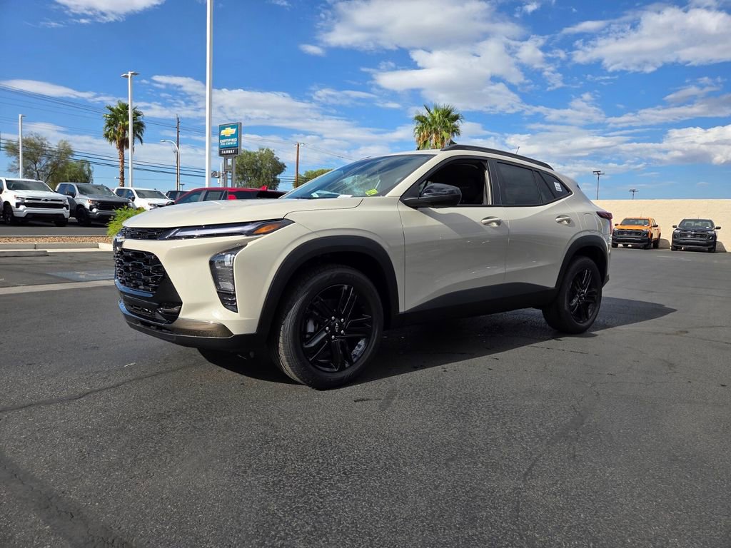 2026 Chevrolet Trax ACTIV photo 2