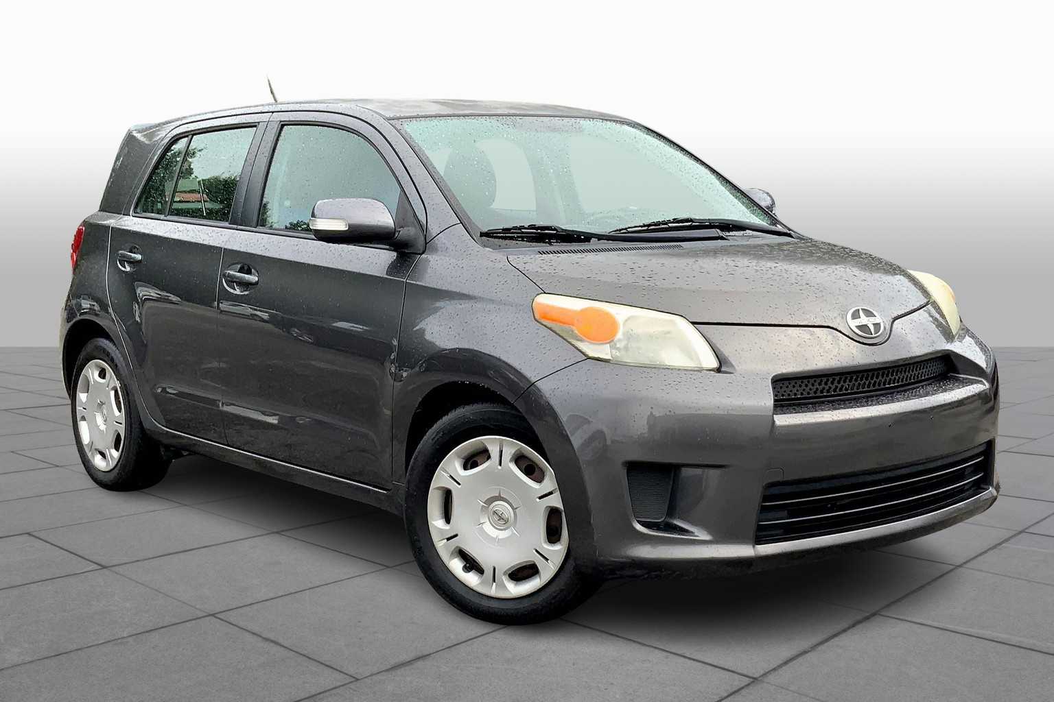 2010 Scion xD photo 2