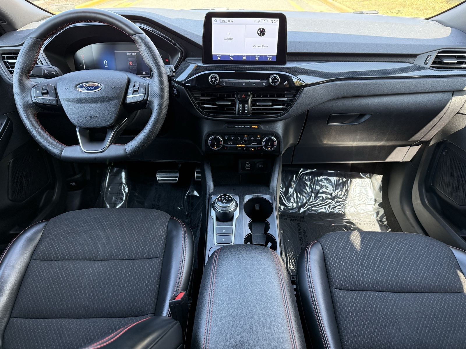 2024 Ford Escape ST-Line photo 2