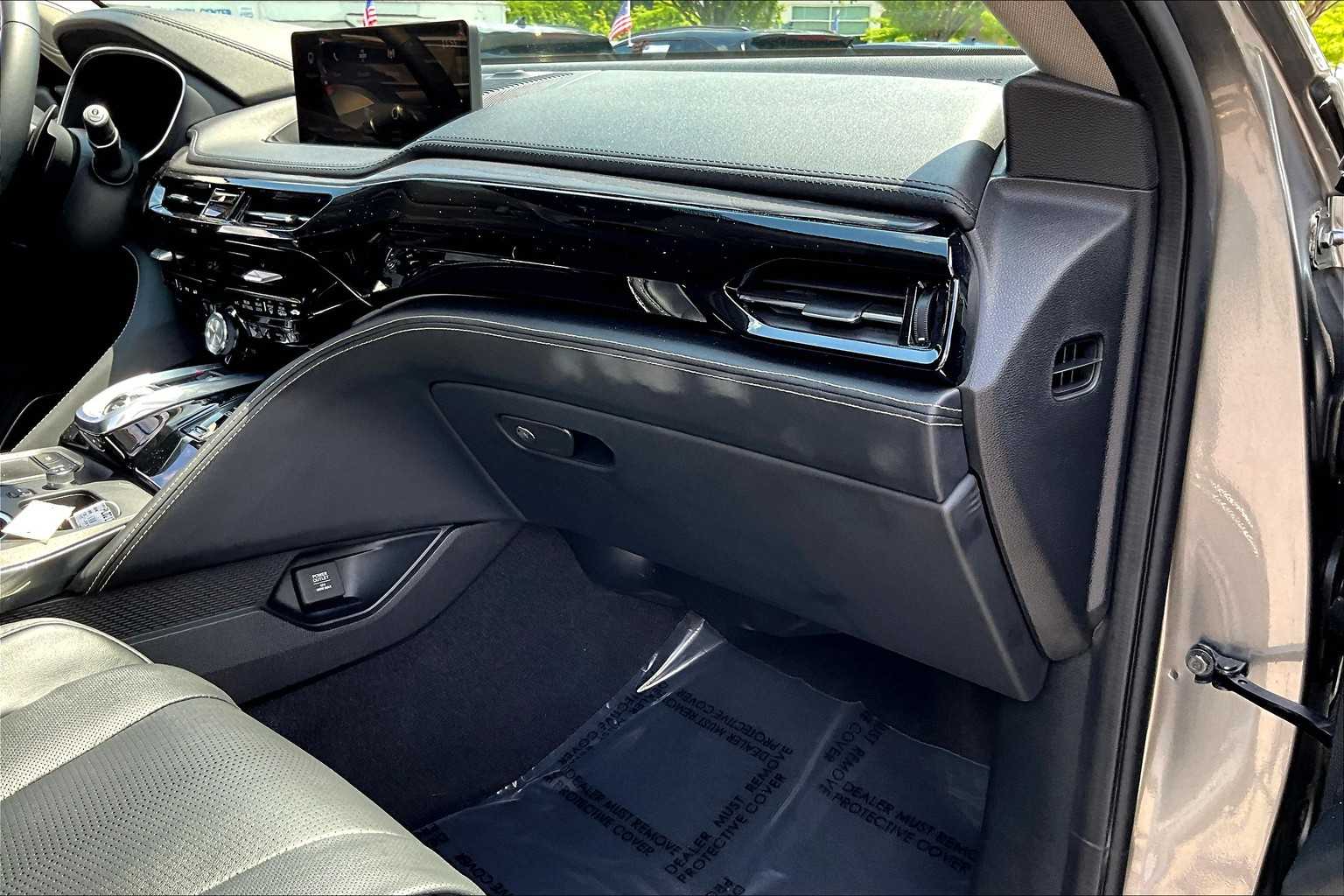2023 Acura MDX SH-AWD Advance photo 25