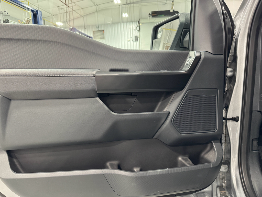 2023 Ford F-150 XL photo 22