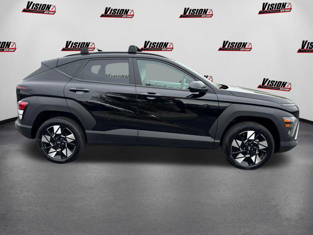 2025 Hyundai Kona SEL photo 2