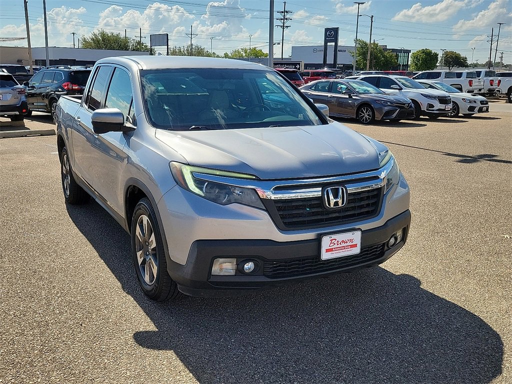 2017 Honda Ridgeline RTL-T photo 2
