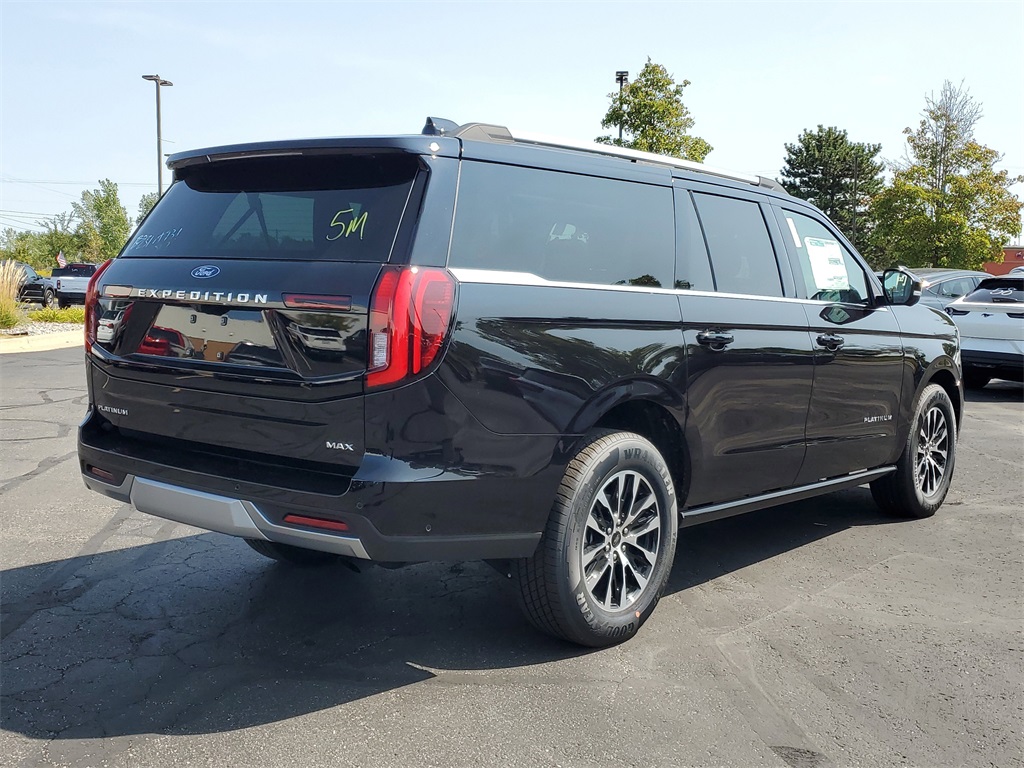 2025 Ford Expedition Platinum MAX photo 4