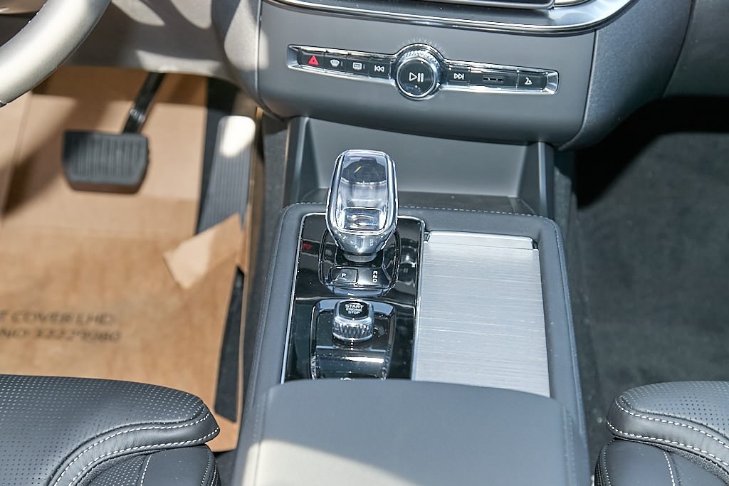 2026 VOLVO XC90 - Image 29