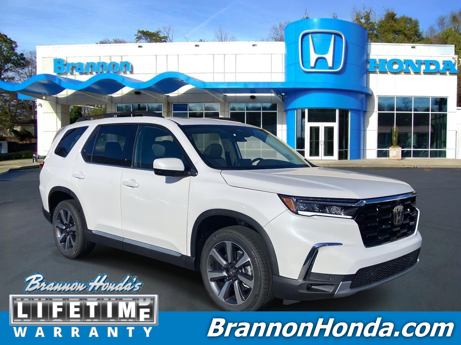 2025 Honda Pilot Elite's photo