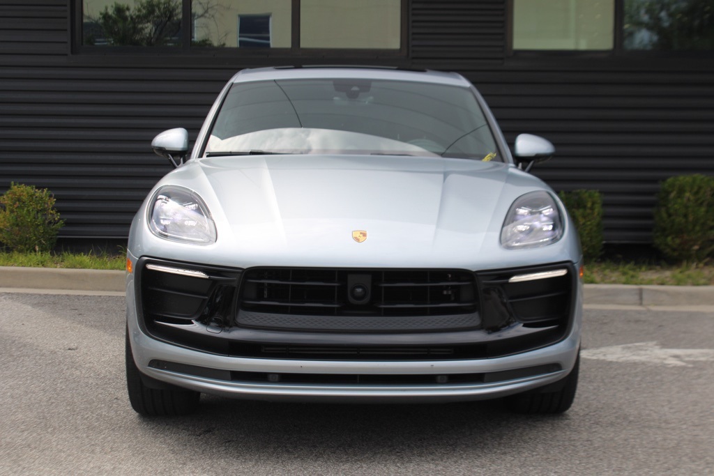 2024 Porsche Macan Base photo 10