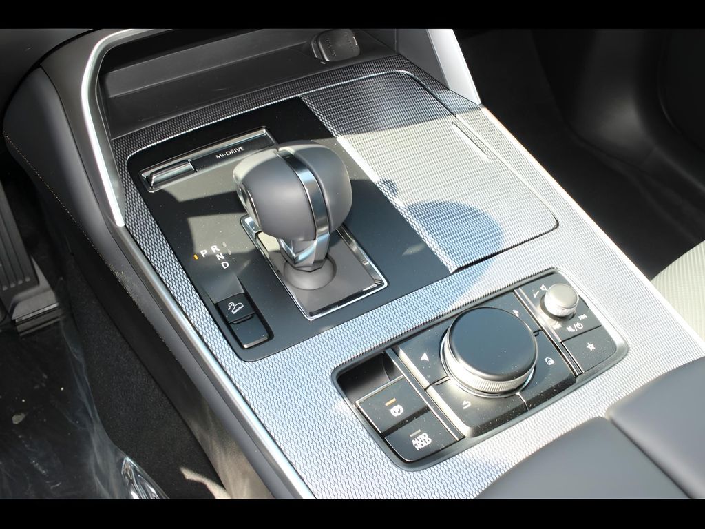 2025 Mazda CX-90 Preferred photo 13