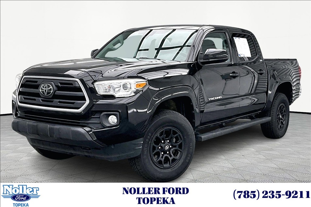 2019 Toyota Tacoma SR5's photo
