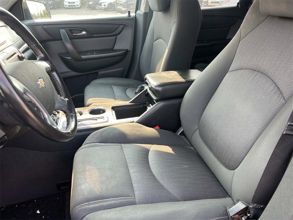 2016 Chevrolet Traverse 1LT photo 13