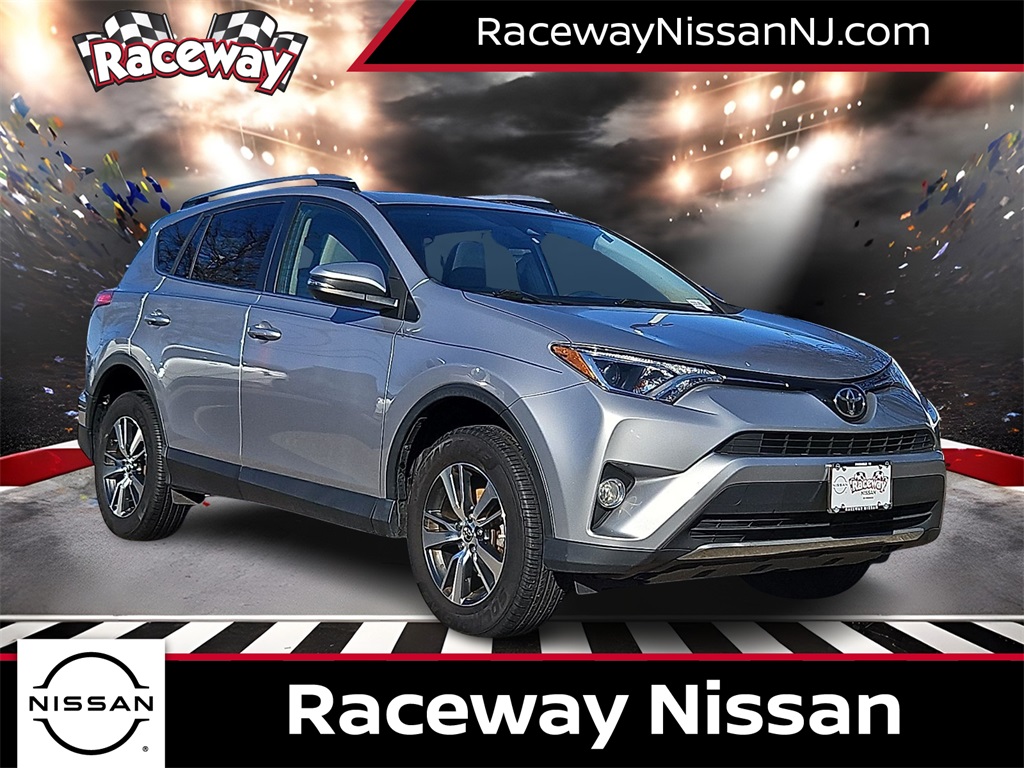2018 Toyota RAV4 XLE's photo