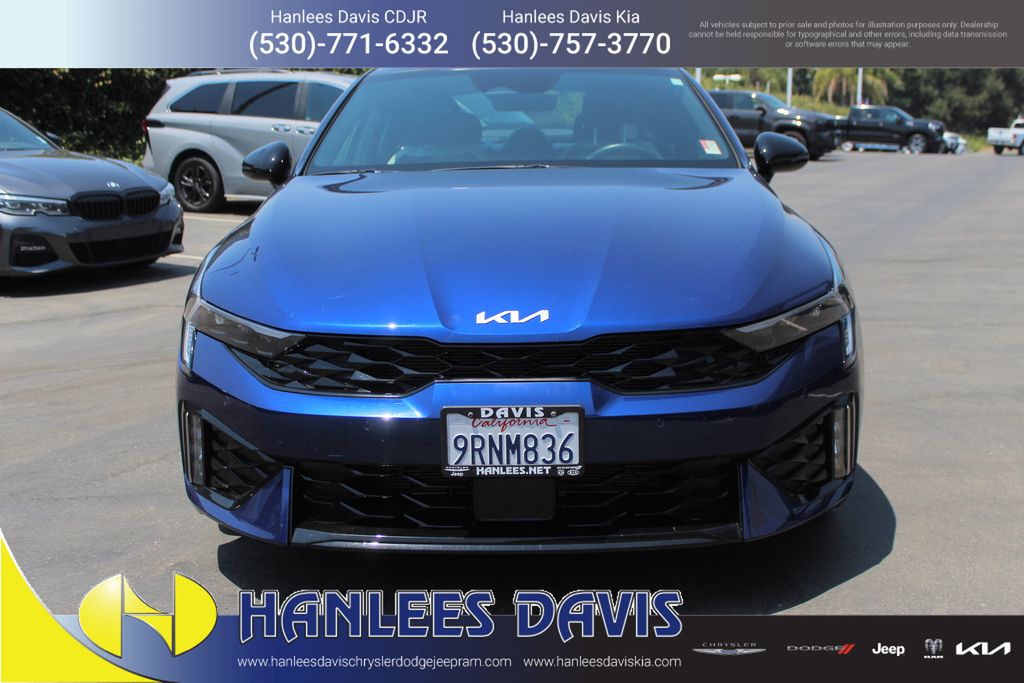 2025 Kia K5 GT-Line photo 2
