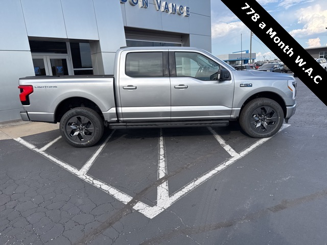 2025 Ford F-150 Lightning photo 7