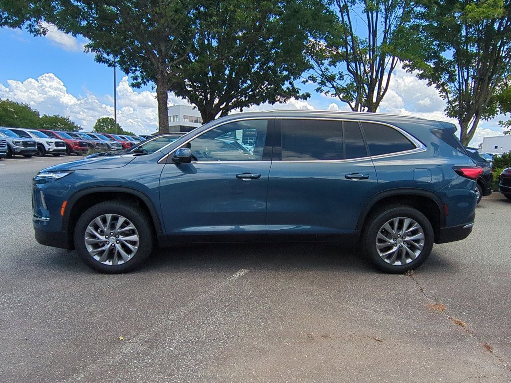 2025 Buick Enclave Preferred Sport photo 4