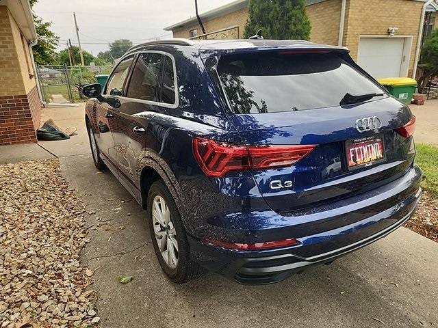 2022 Audi Q3 S line Premium Plus photo 3