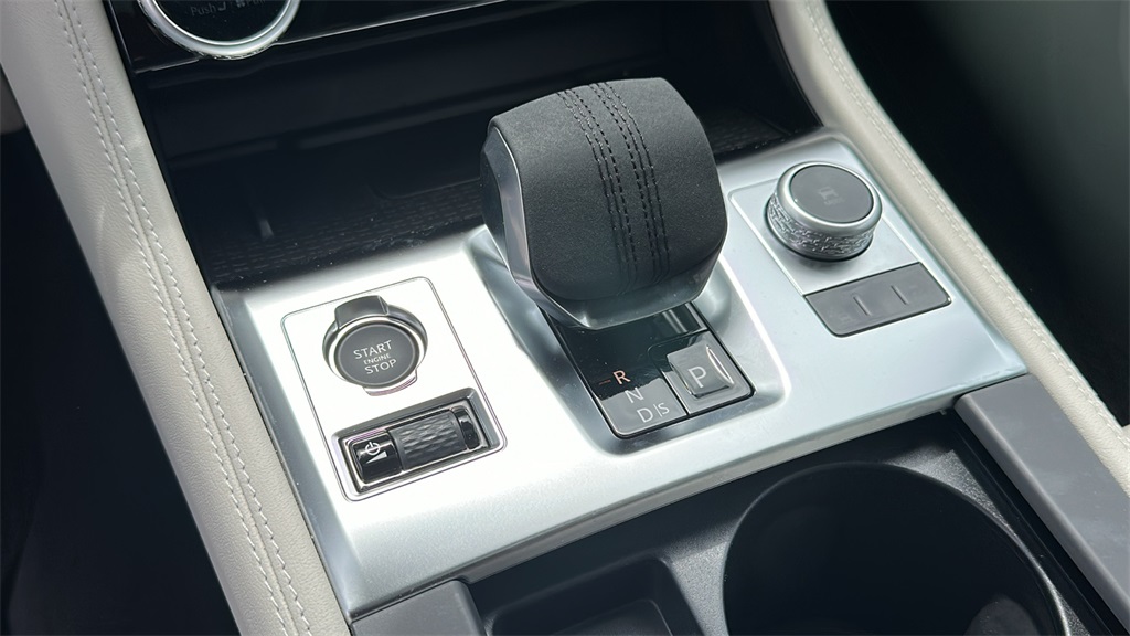 2026 Jaguar F-PACE P250 R-Dynamic S photo 21
