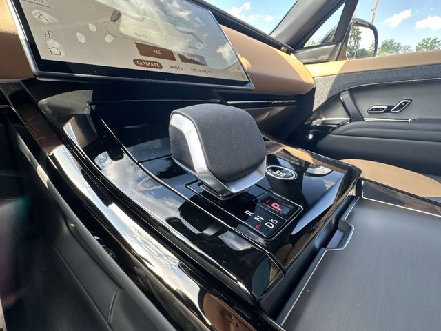 2025 Land Rover Range Rover Sport Autobiography photo 15