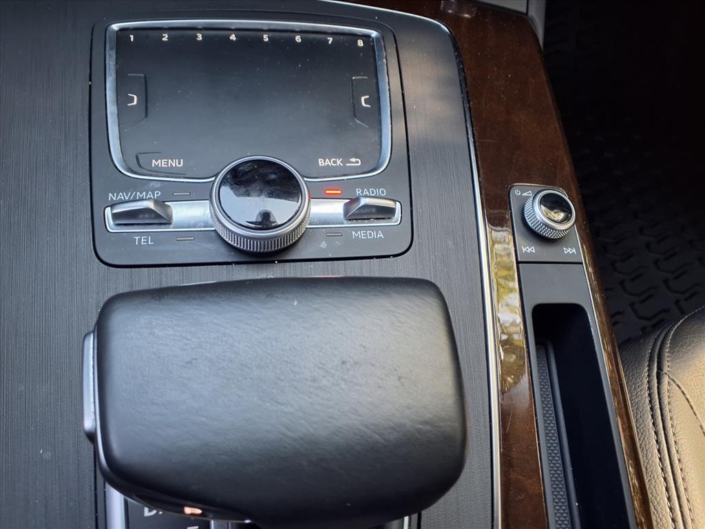 2020 Audi Q5 45 Premium Plus photo 17