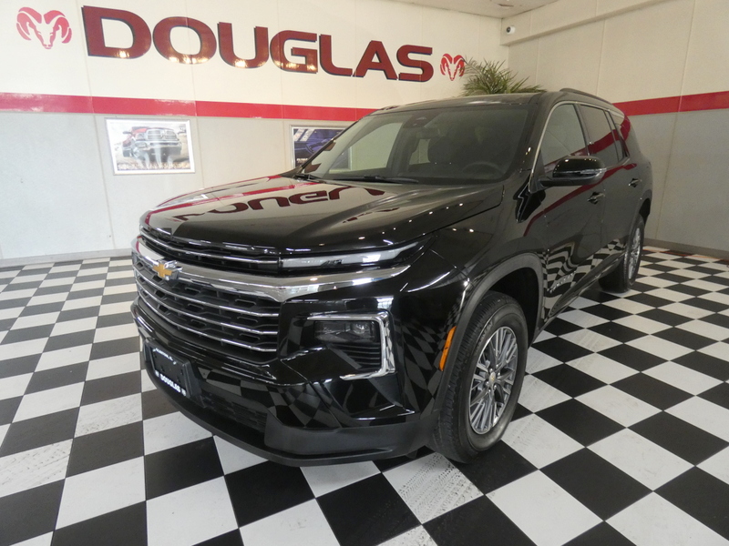 2025 Chevrolet Traverse LT's photo