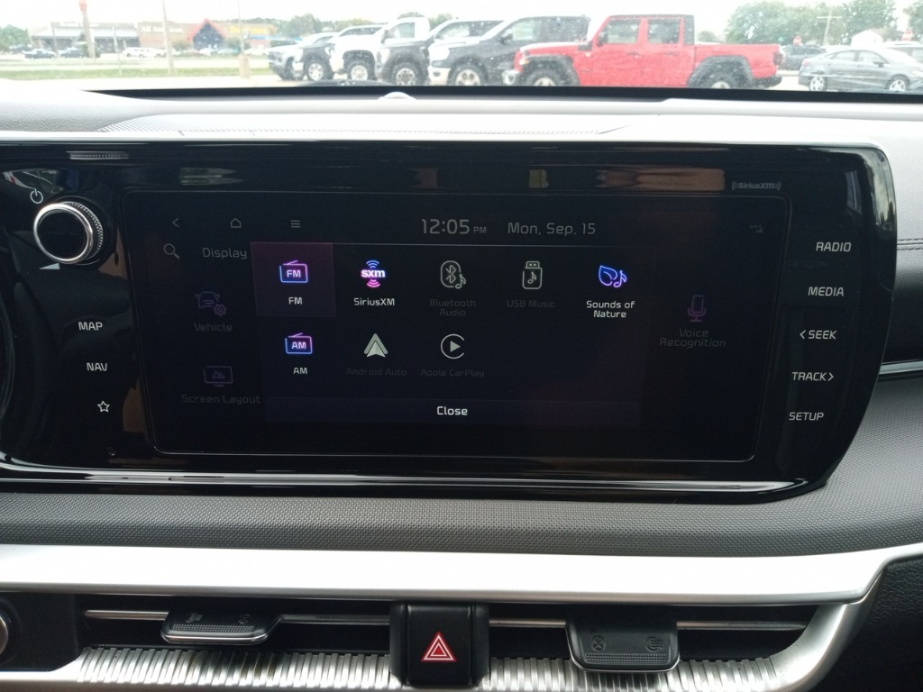 2022 Kia K5 GT-Line photo 32