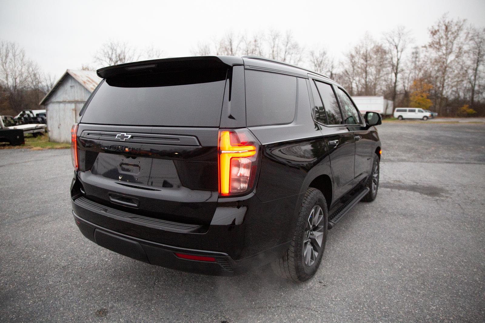 2023 Chevrolet Tahoe Z71 photo 3