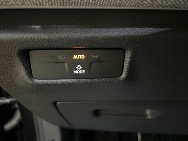 2025 Volkswagen Tiguan S photo 14