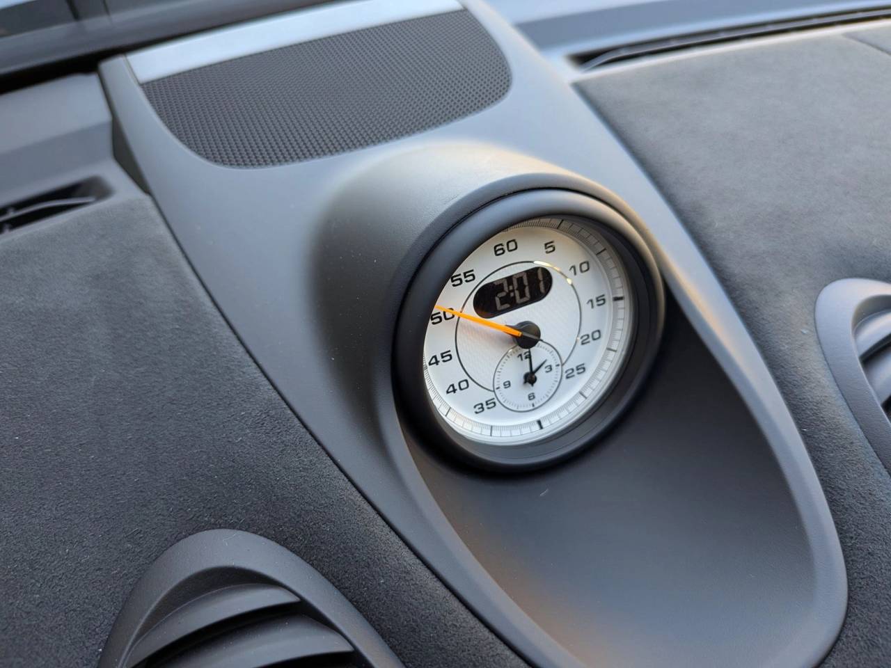 2025 Porsche Boxster Spyder photo 18