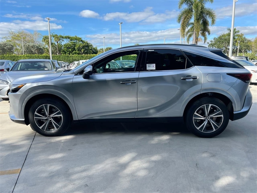 2026 Lexus RX 350h Premium photo 2