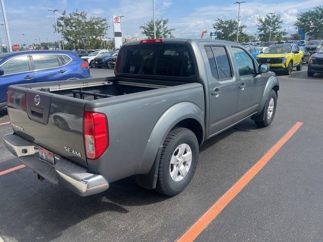 2009 Nissan Frontier SE photo 2