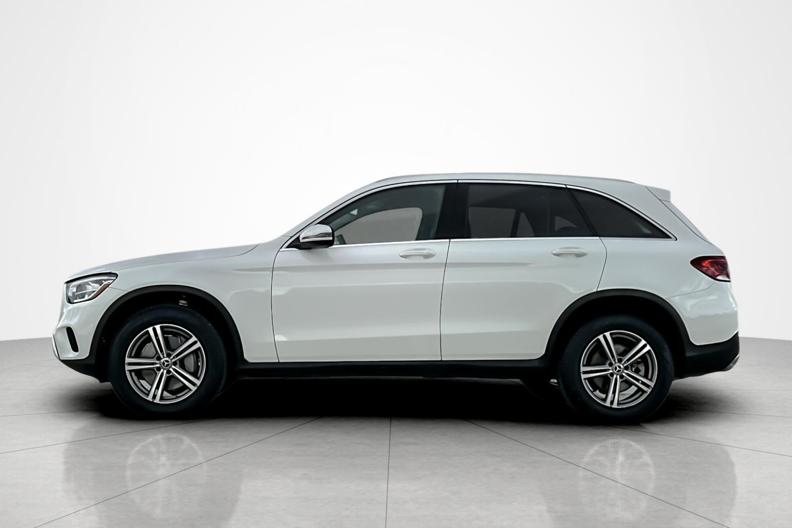 2020 Mercedes Benz GLC 300 photo 2
