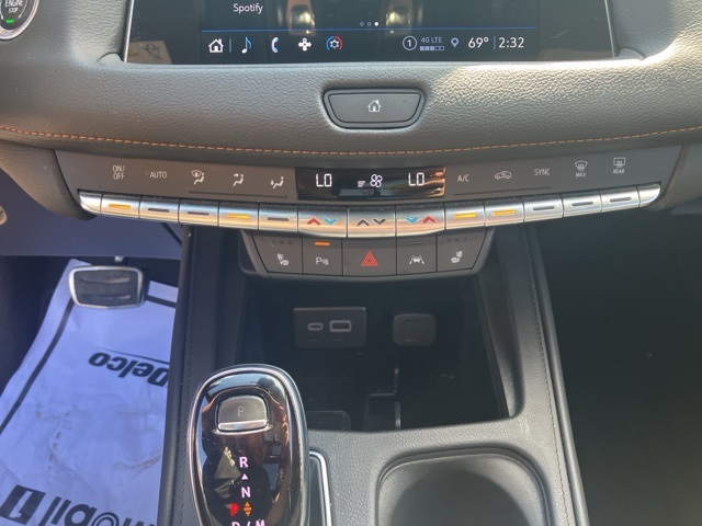 2023 Cadillac XT4 Sport photo 28